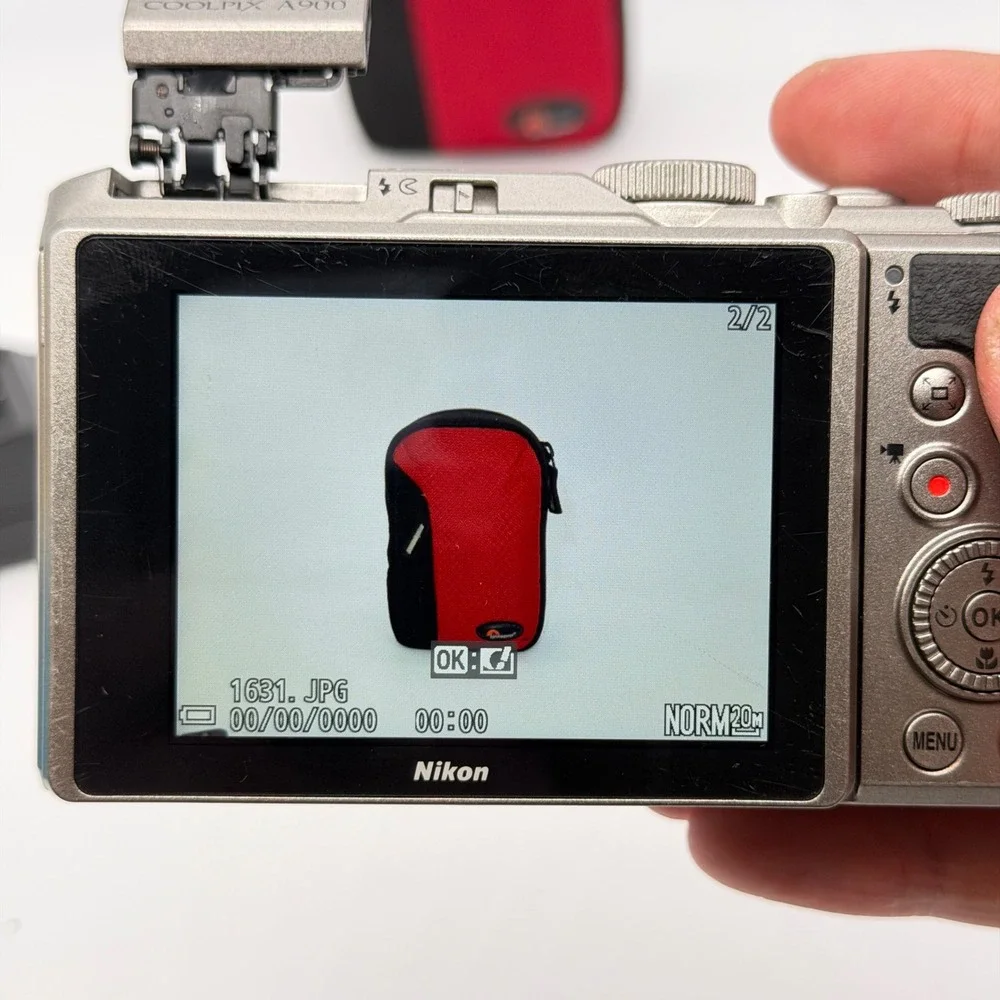 Nikon Coolpix A900 Digital Camera Silver 35x Optical Zoom 4K UHD Bundle Tested